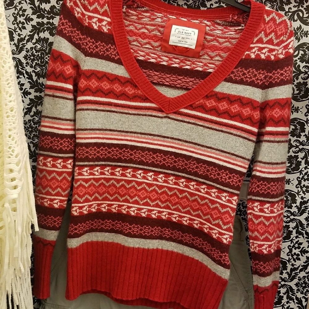 Old Navy Sweater